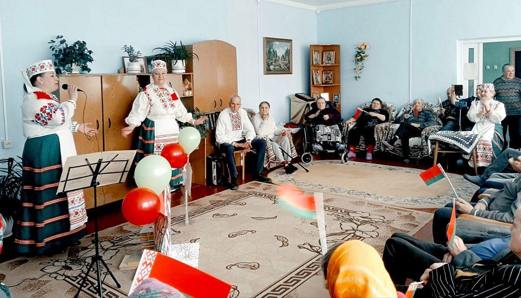 Мероприятия ко Дню единения народов Беларуси и России прошли в Климовичском районе