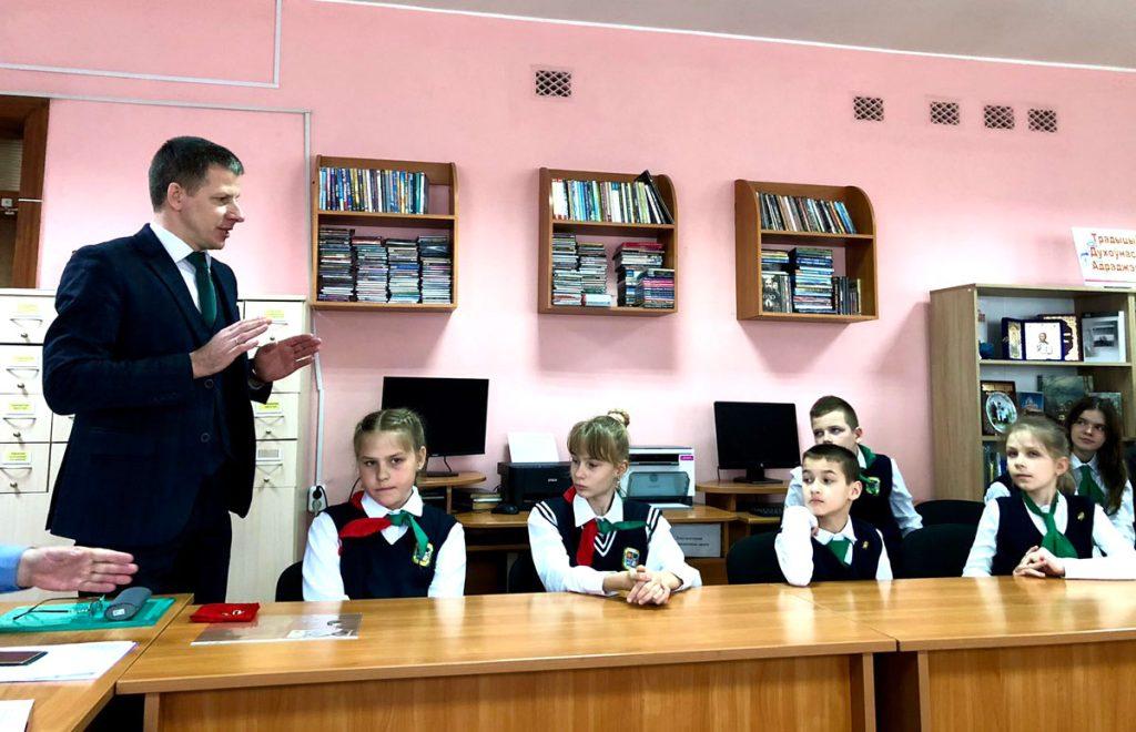 В Климовичах состоялся круглый стол на тему «Имя Ленина в истории»