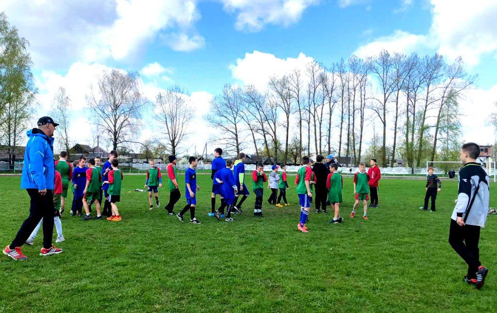 Стали известны победители районных соревнований по футболу среди школьников