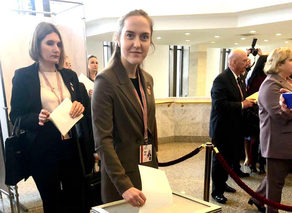 Климовчане в числе других делегатов участвуют в выборах руководства и членов Президиума ВНС