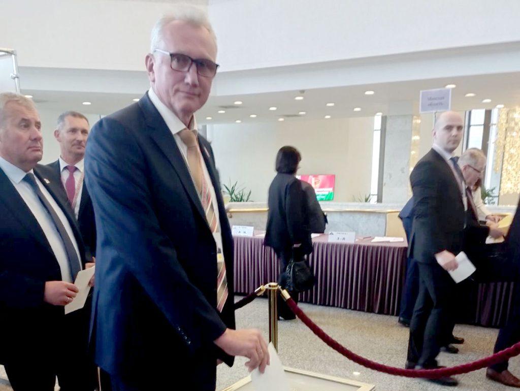 Климовчане в числе других делегатов участвуют в выборах руководства и членов Президиума ВНС