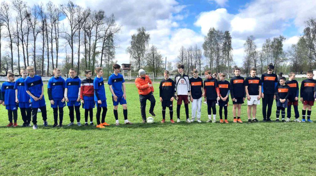 В Климовичах прошли районные соревнования по футболу среди юношей