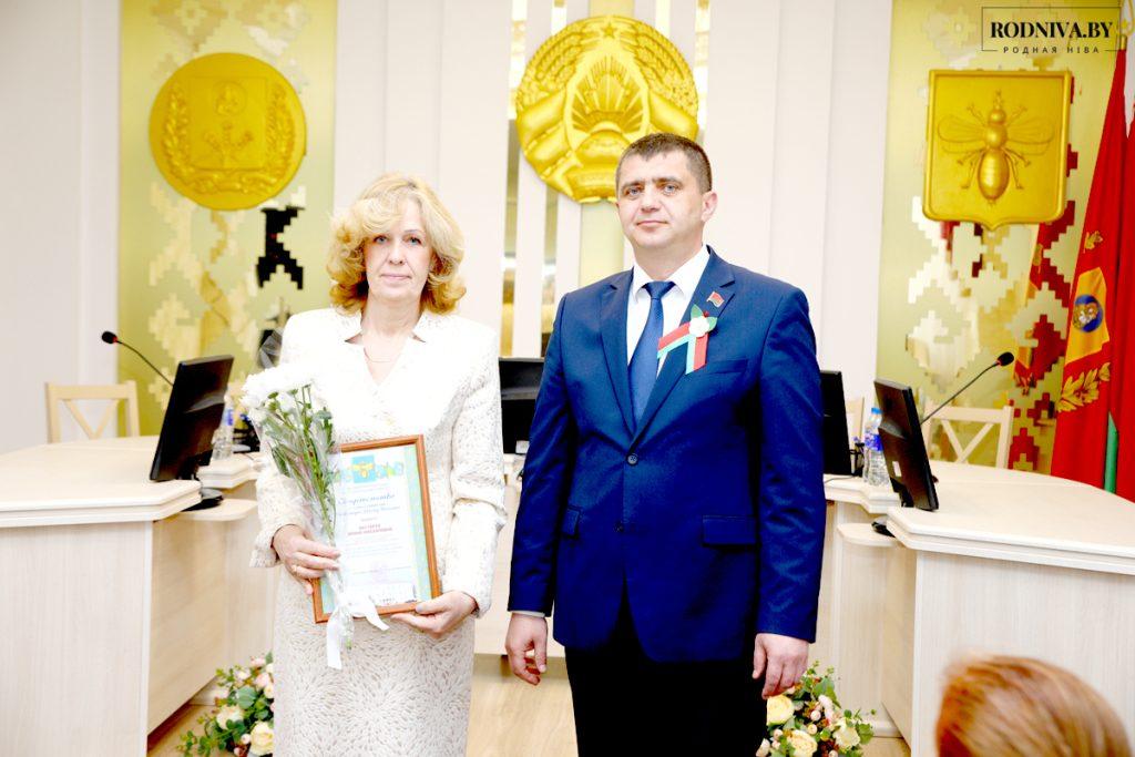 В Климовичах обновили районную Доску почета