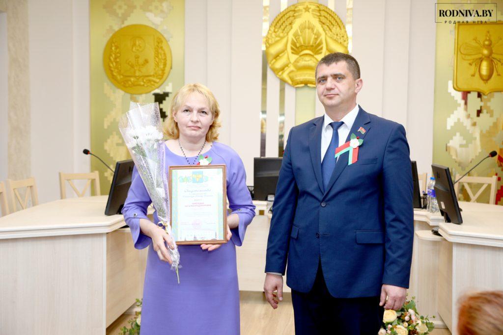 В Климовичах обновили районную Доску почета