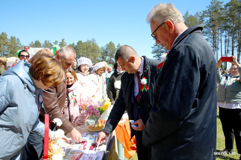 Торжества, посвященные Дню Победы, прошли в городской роще Климовичей