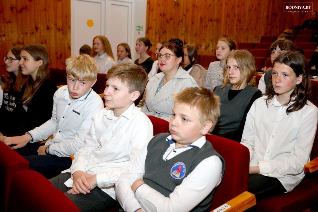 Районный конкурс «Не нужен и клад, когда в семье лад» провели на Климовщине