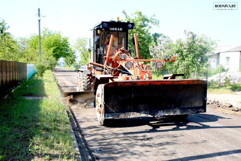 В Климовичах продолжается ремонт дорог