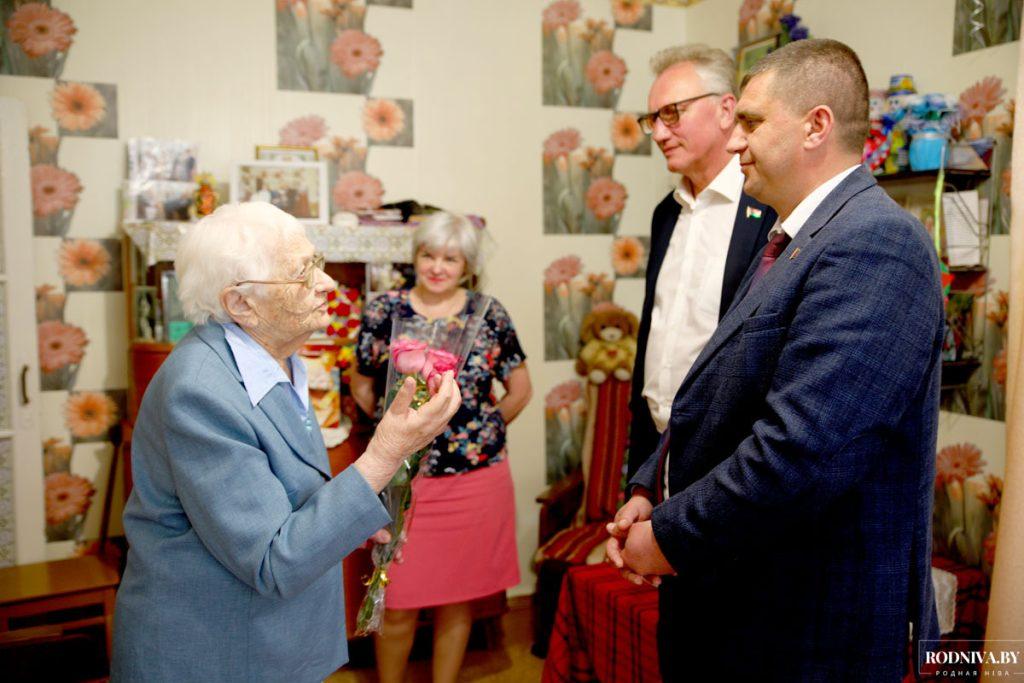 Климовчанка Любовь Ефимовна Прудкова отмечает 100-летний юбилей