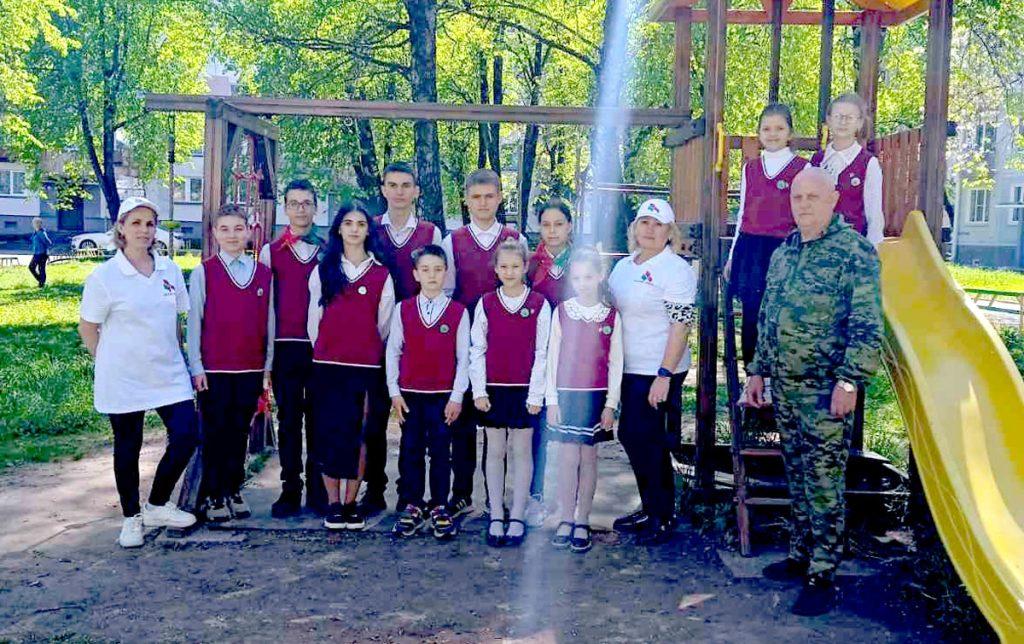 Жители Климовщины участвуют в областной акции «И зацветет сирень 45-го»