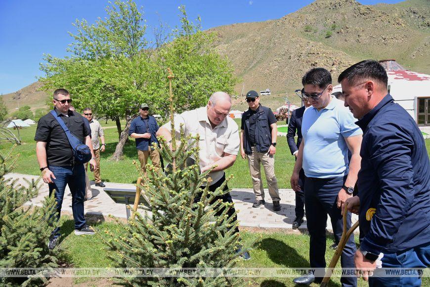 Дружба с Монголией, исторические параллели, большая авиация и Батюшка Байкал. Итоги Недели Президента