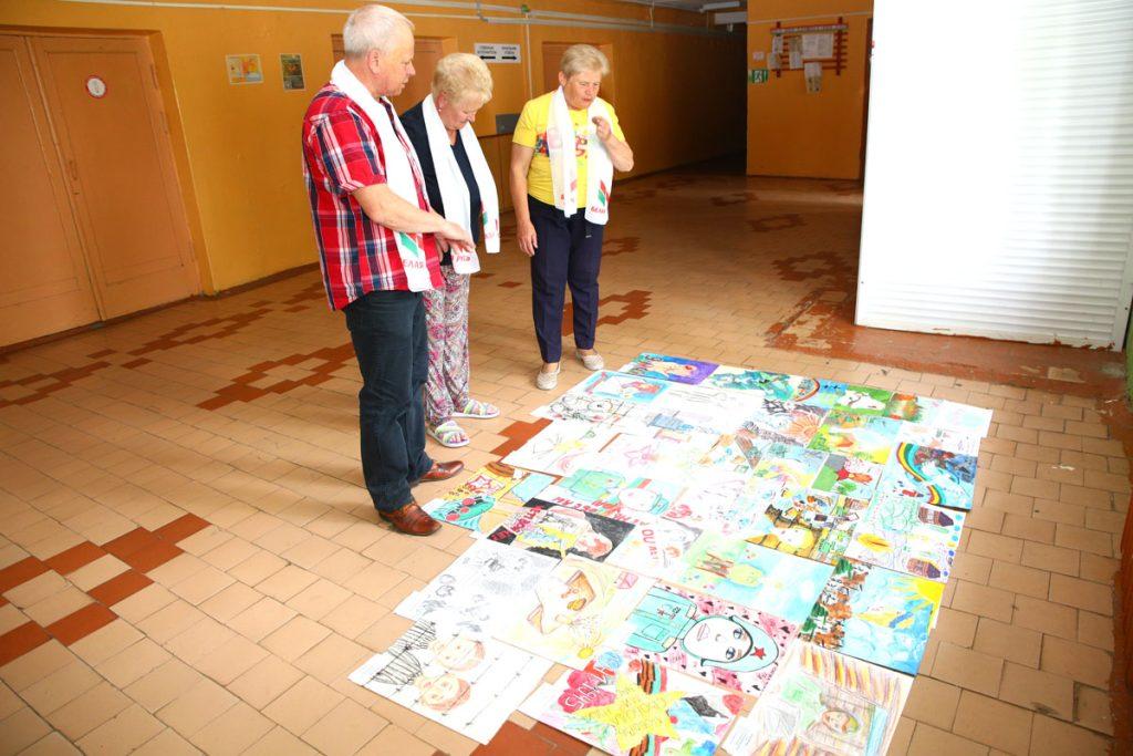 Подведены итоги первого этапа областного конкурса детских рисунков и фотографий «Война и мир глазами детей»