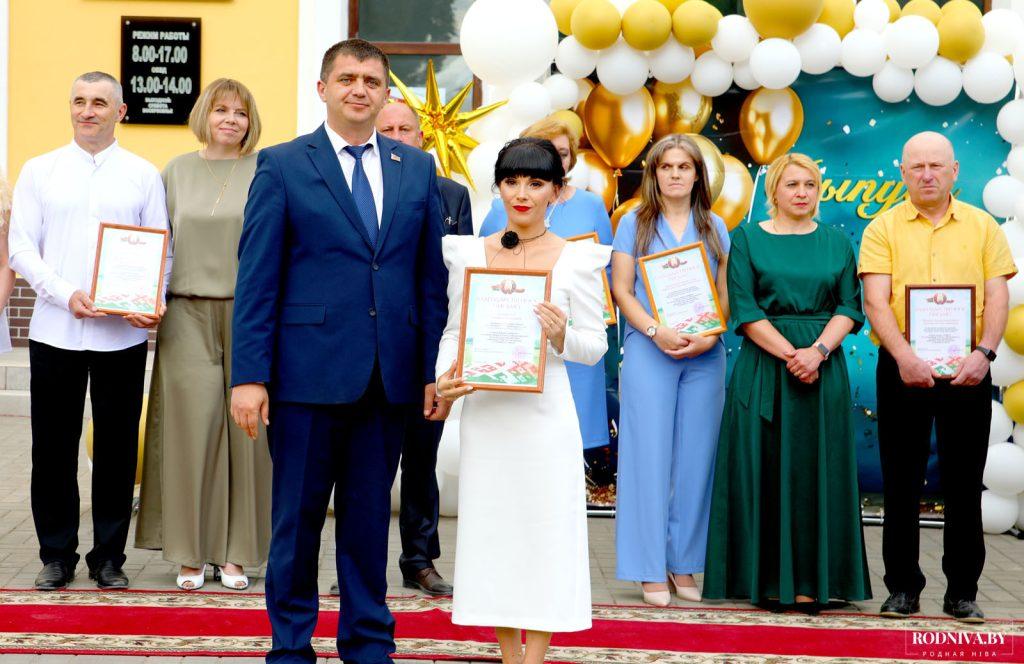 В Климовичах состоялся районный выпускной вечер