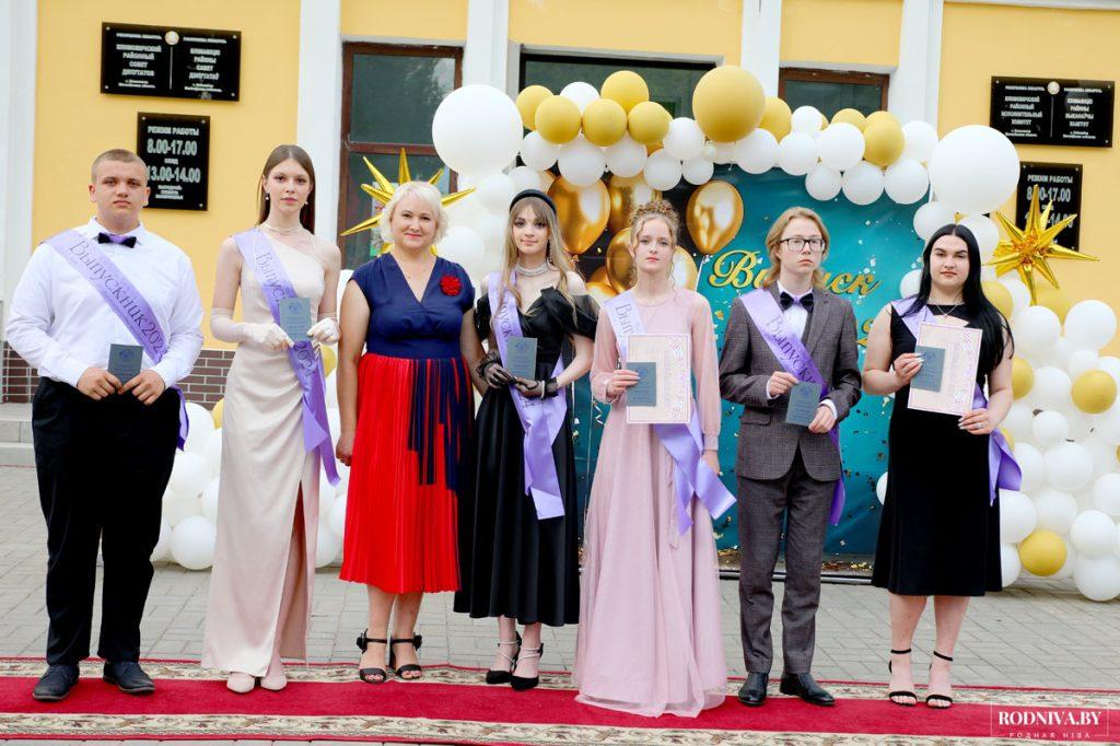 В Климовичах состоялся районный выпускной вечер