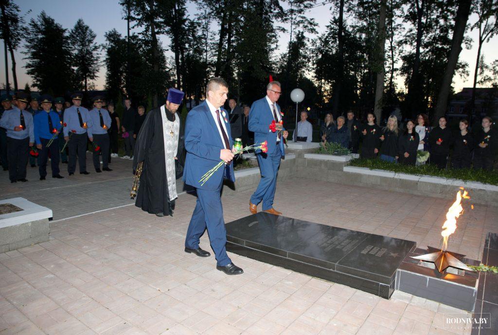 Климовчане приняли участие в молодежной патриотической акции «Звон скорби»