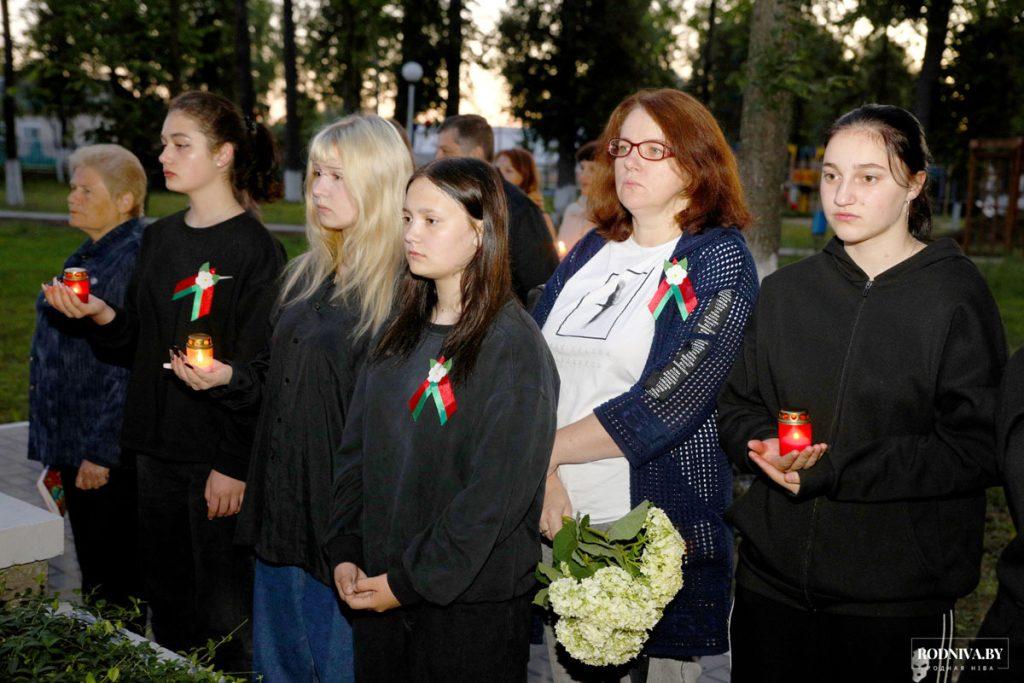 Климовчане приняли участие в молодежной патриотической акции «Звон скорби»