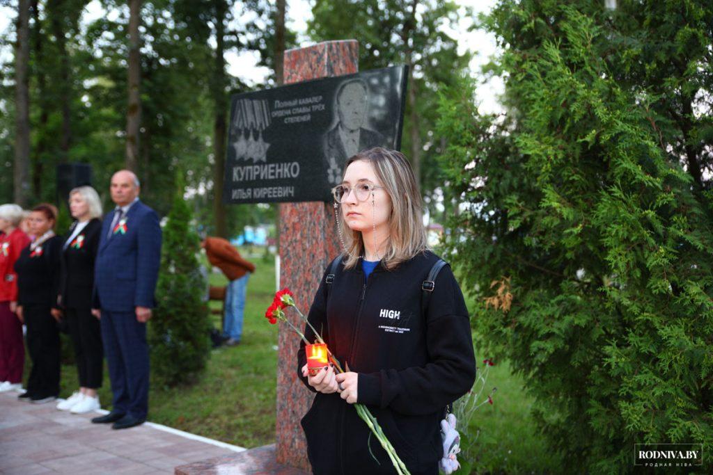 Климовчане приняли участие в молодежной патриотической акции «Звон скорби»