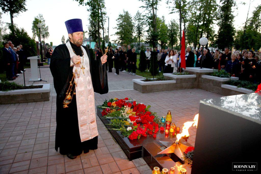 Климовчане приняли участие в молодежной патриотической акции «Звон скорби»