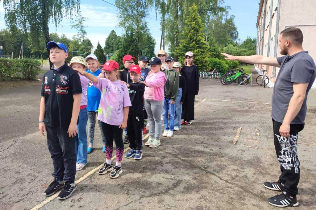 Чем на каникулах занимается профильный отряд в Климовичской районной гимназии?