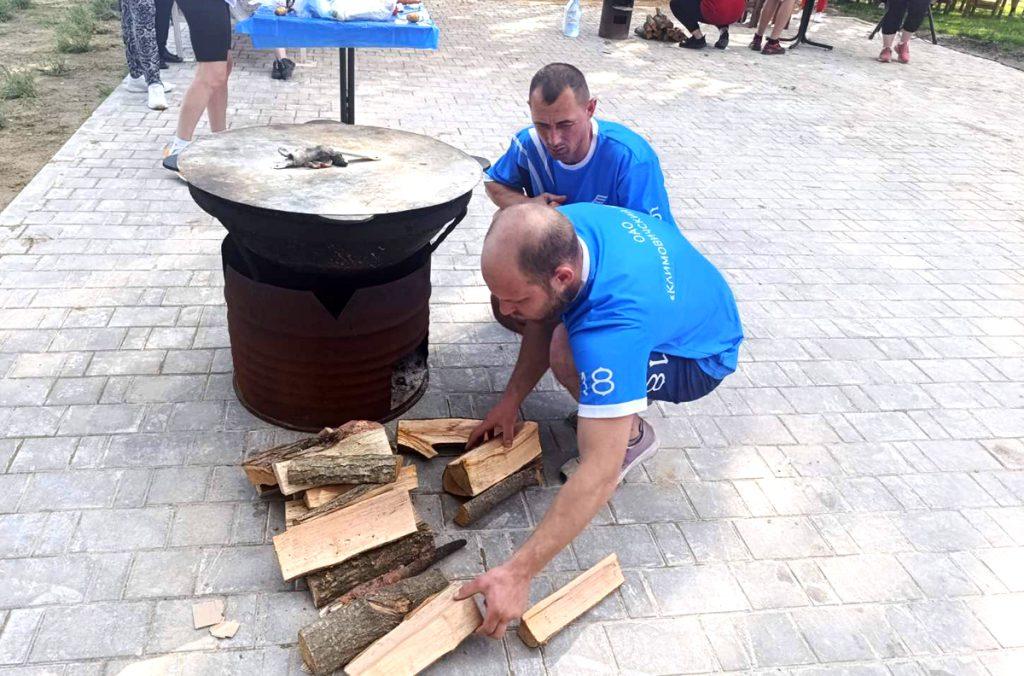 Команда Климовичского ЛВЗ заняла призовые места на слете молодежи в Каменецком районе