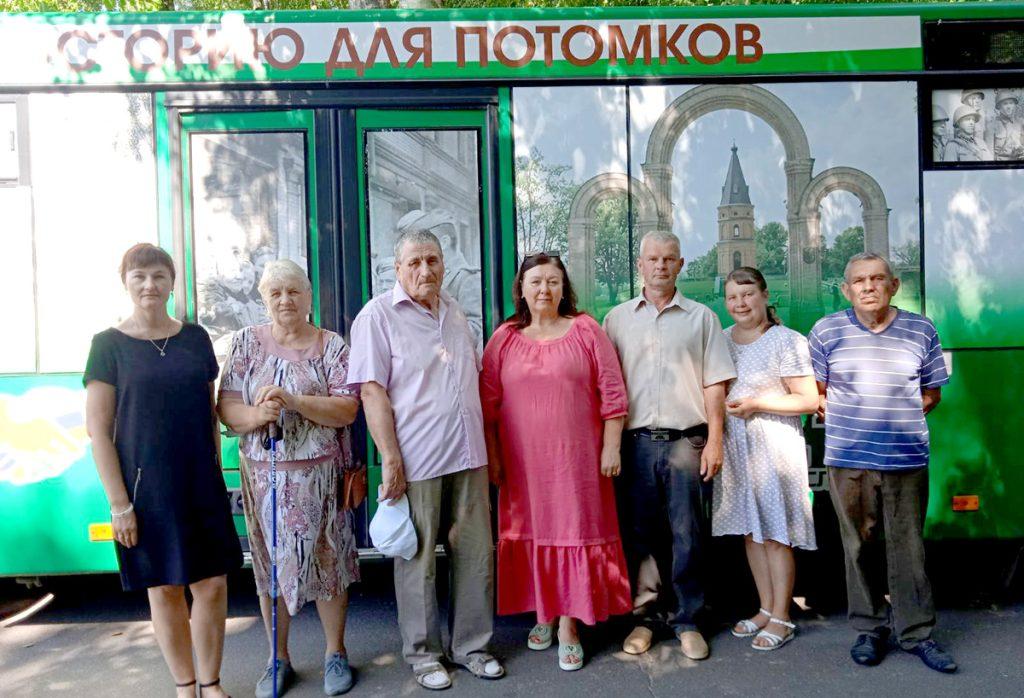 На Климовщине работает передвижная выставка «От прошлого к настоящему»