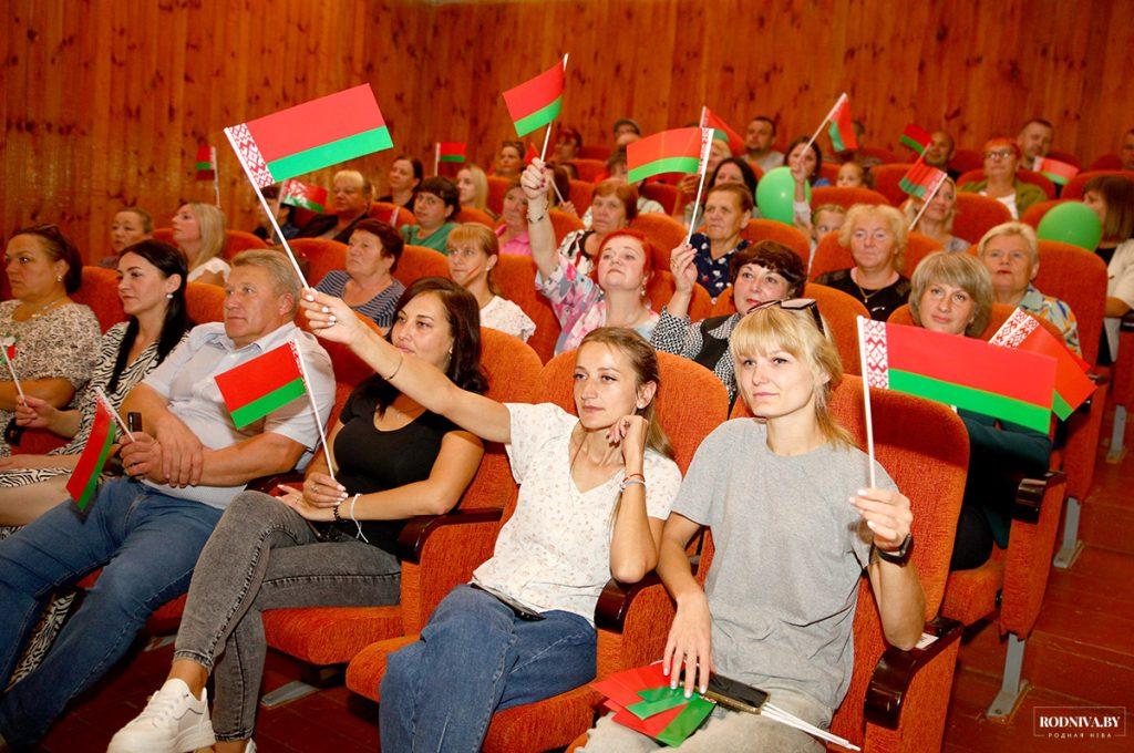 На Климовщине празднуют День народного единства