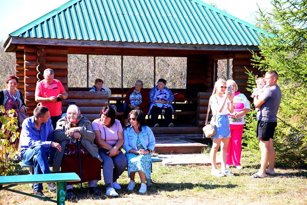 У памятного знака в д. Совна Климовичского района состоялась встреча земляков