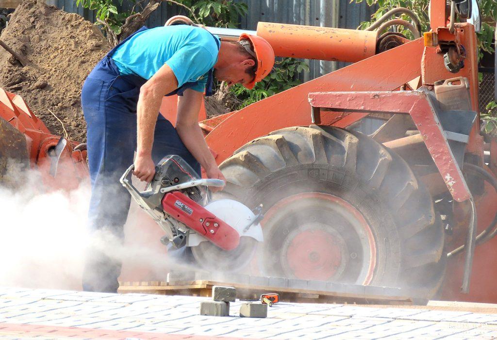 Губернатор Могилевской области Анатолий Исаченко проинспектировал объекты в рамках подготовки Климовичей к областным «Дожинкам»