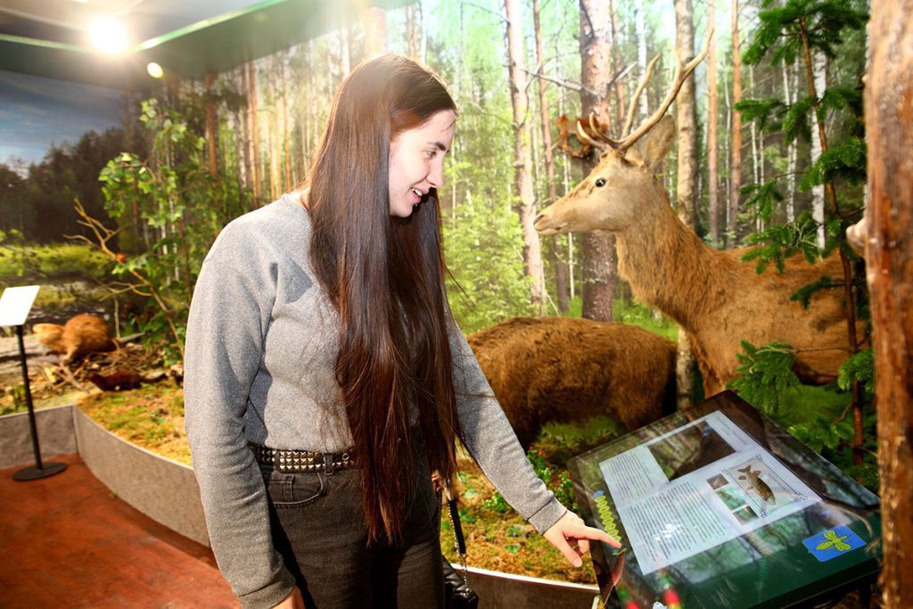 Глава района Виктор Пугач встретился с молодыми специалистами Климовщины