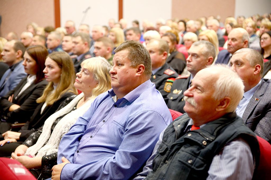Председатель Могилевского облисполкома Анатолий Исаченко совершил рабочую поездку на Климовщину
