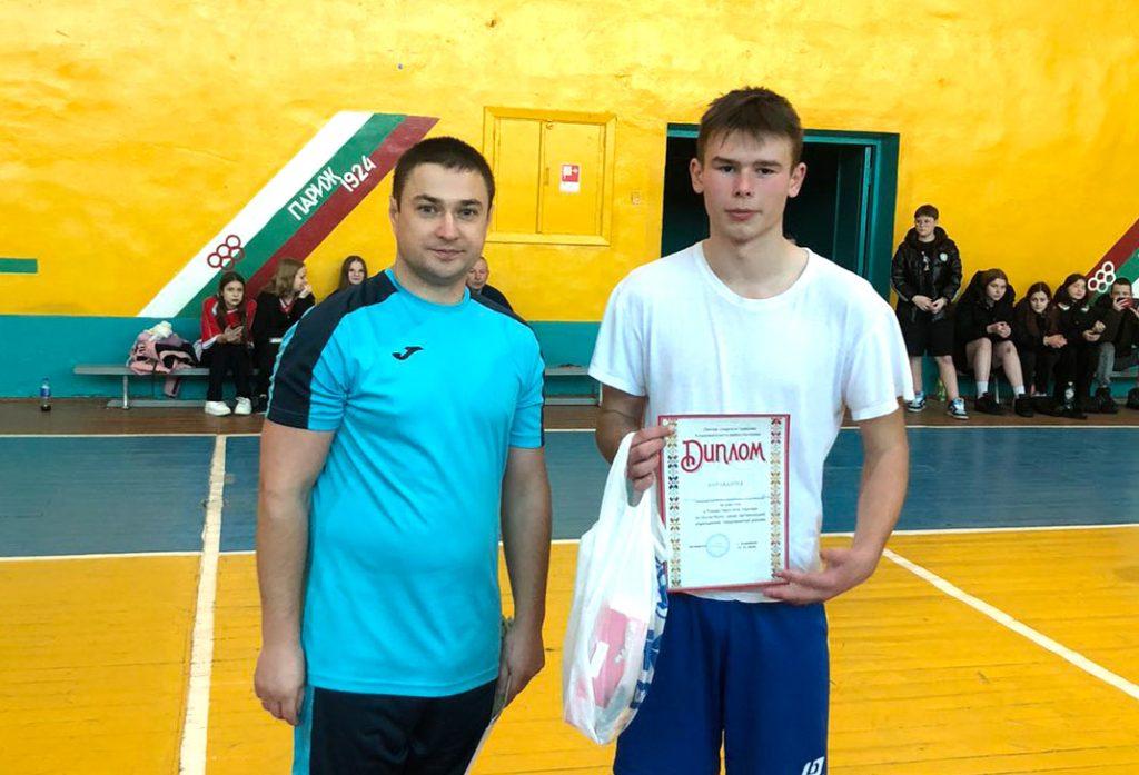 В Климовичах провели рождественский турнир по баскетболу