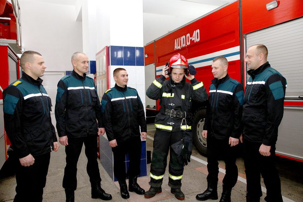 Спасатели Климовщины отмечают 26-летие со дня образования: мобильная и многофункциональная структура для ликвидации ЧС