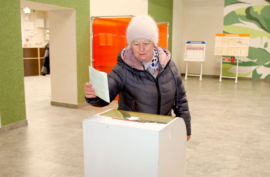 Досрочное голосование на выборах Президента продолжается на Климовщине