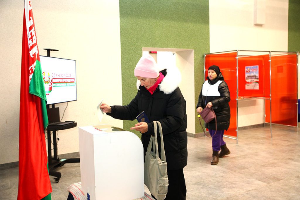 Жители Климовщины голосуют досрочно