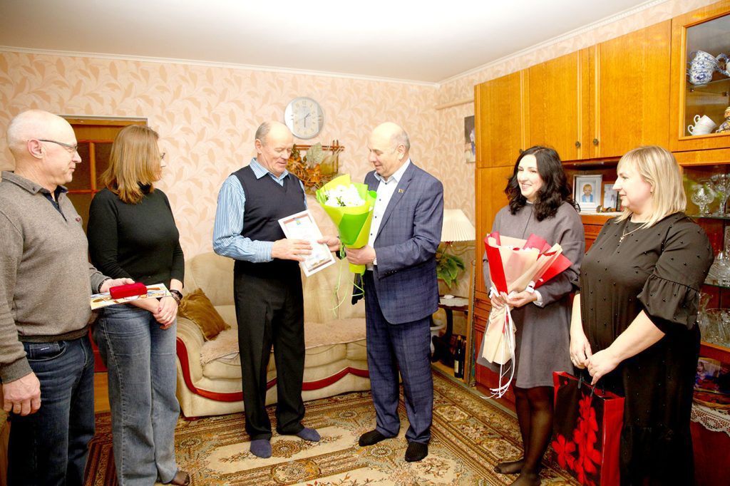 Климовчанин Владимир Никифоров принимал поздравления с юбилеем