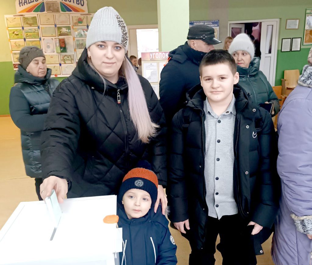 Климовчане голосуют за мир и благополучие на родной земле