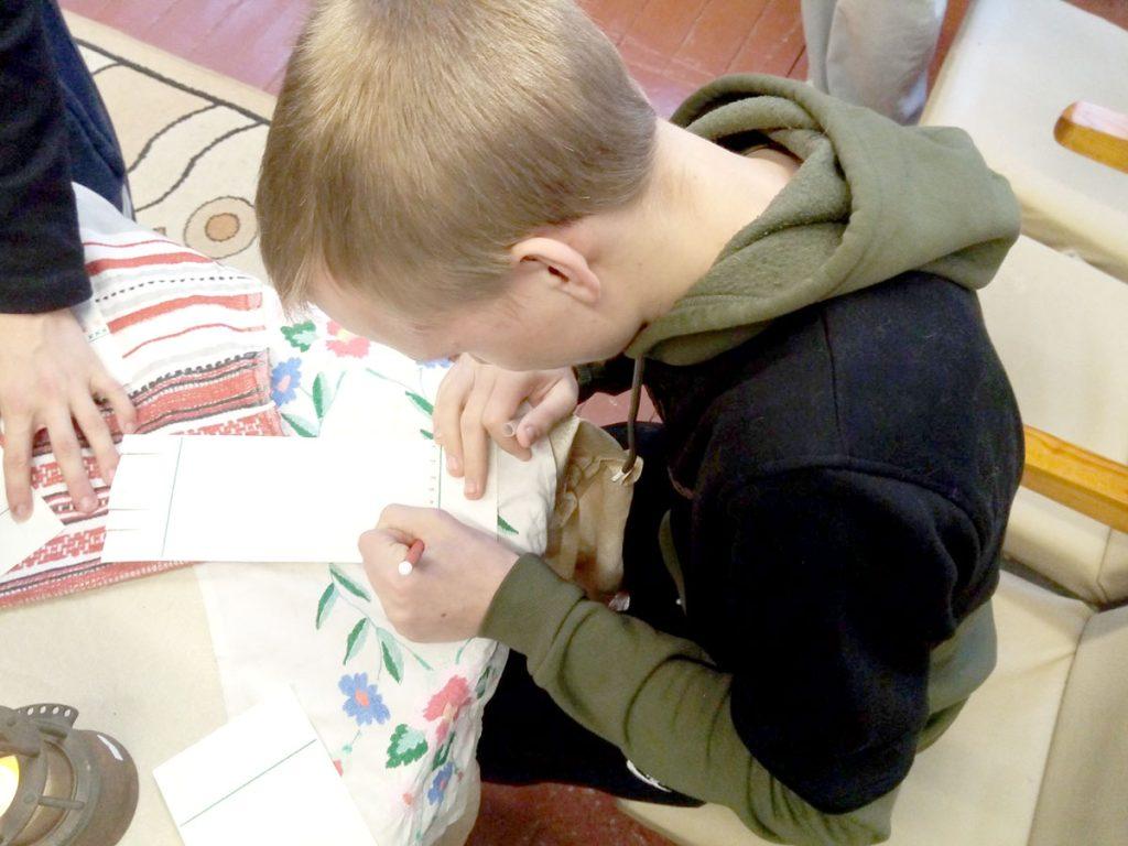 Климовичские волонтеры посетили коррекционный центр