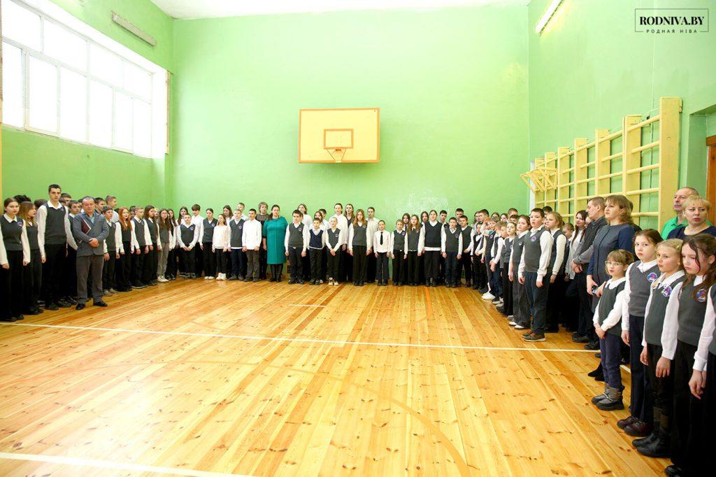 Студенческий отряд «Сияние» работает в Климовичском районе