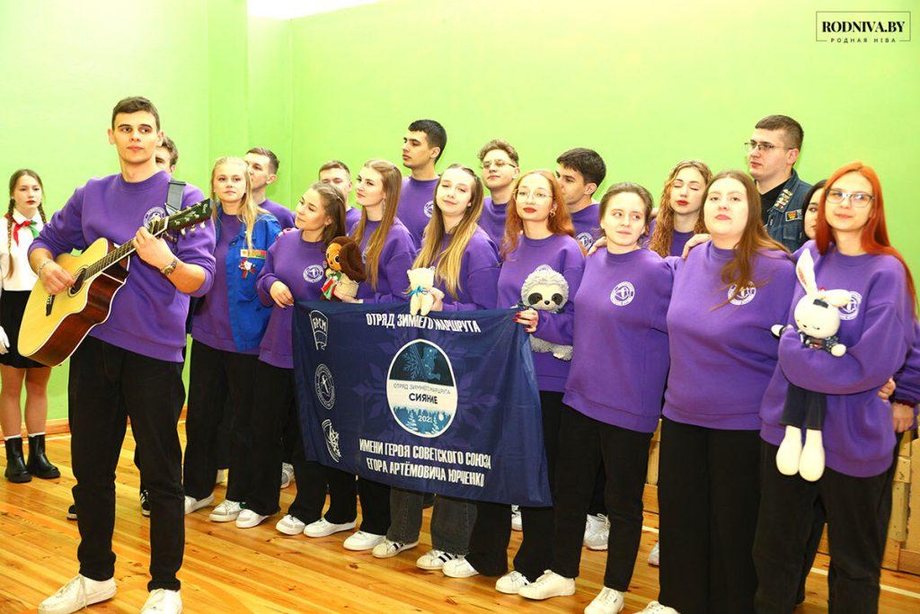 Студенческий отряд «Сияние» работает в Климовичском районе