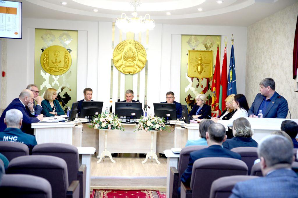 На заседании Климовичского райисполкома подвели итоги социально-экономического развития за минувший год