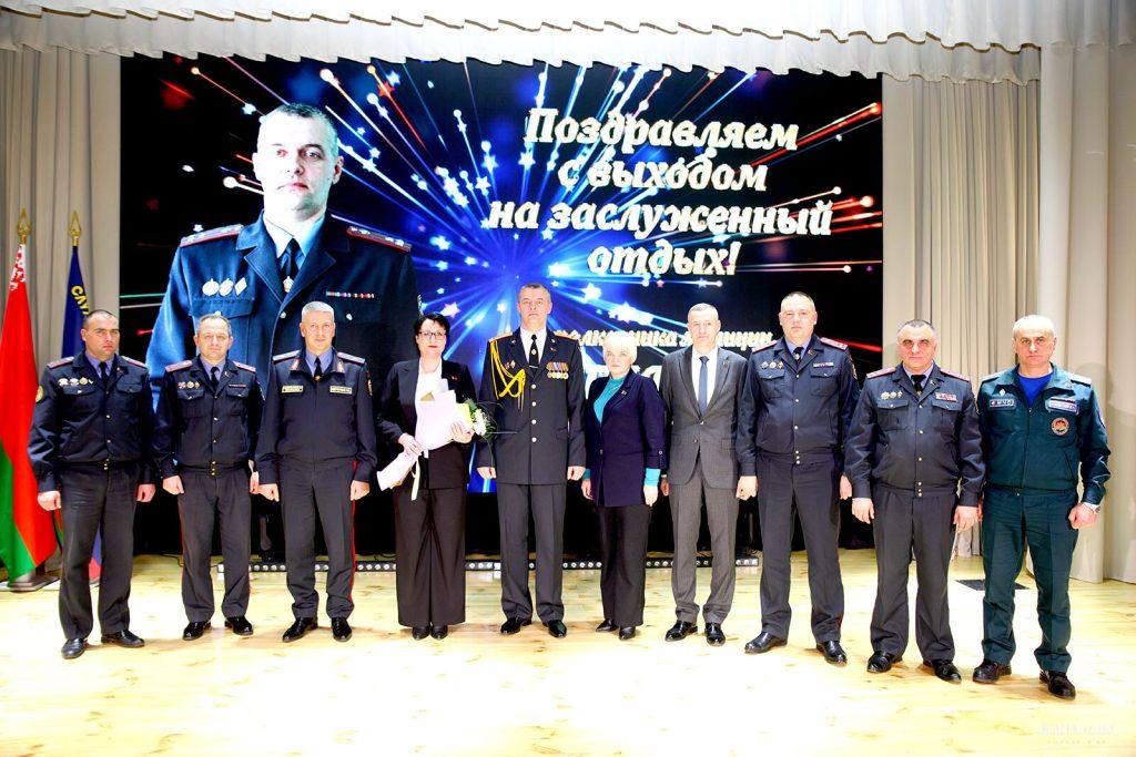 Начальника Климовичского РОВД Руслана Белякова поздравили с юбилеем и проводили на заслуженный отдых