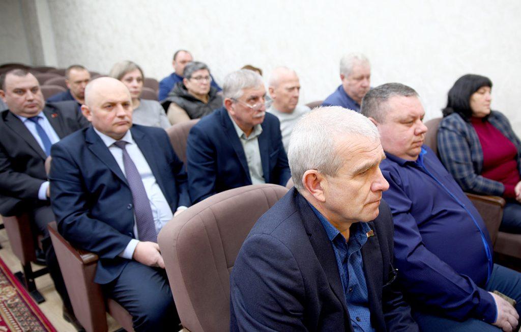 На заседании Климовичского райисполкома обсудили вопросы охраны труда