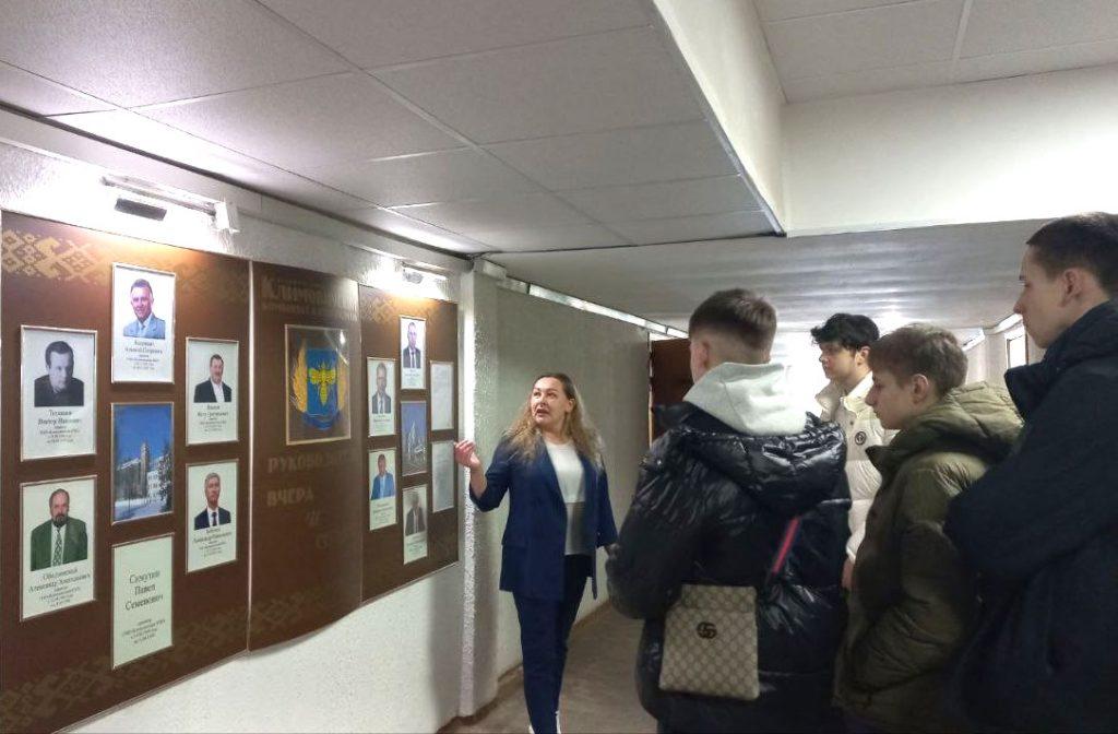 Учащиеся Тимоновской средней школы побывали с экскурсией на комбинате хлебопродуктов