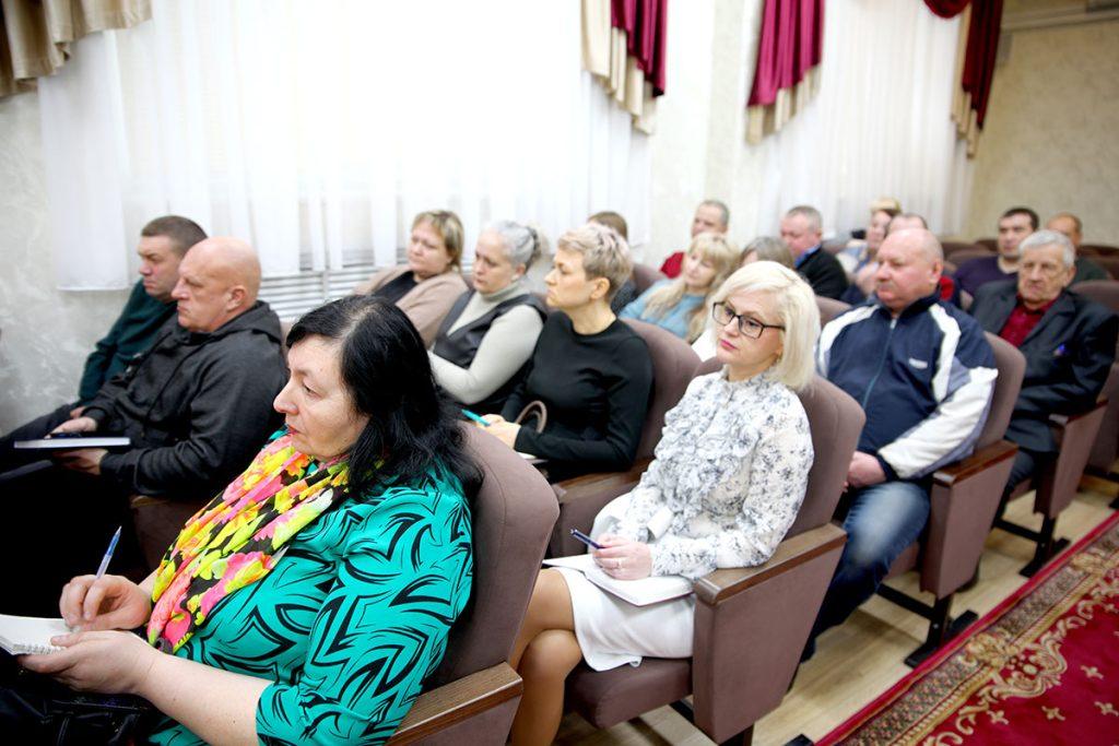 Обучающий курс по реализации законодательства об охране труда подготовили для руководителей среднего звена организации Климовичского района