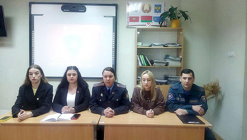 О чем говорили с подростками в Климовичском аграрном колледже