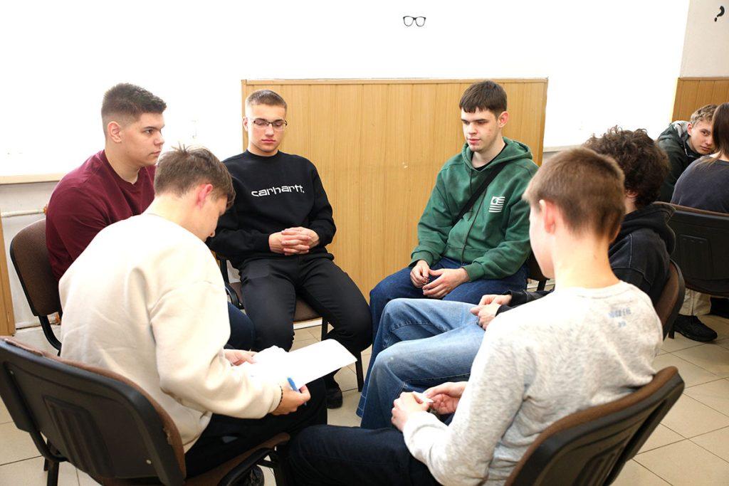 Игра «Что? Где? Когда?» выявила самых эрудированных климовчан