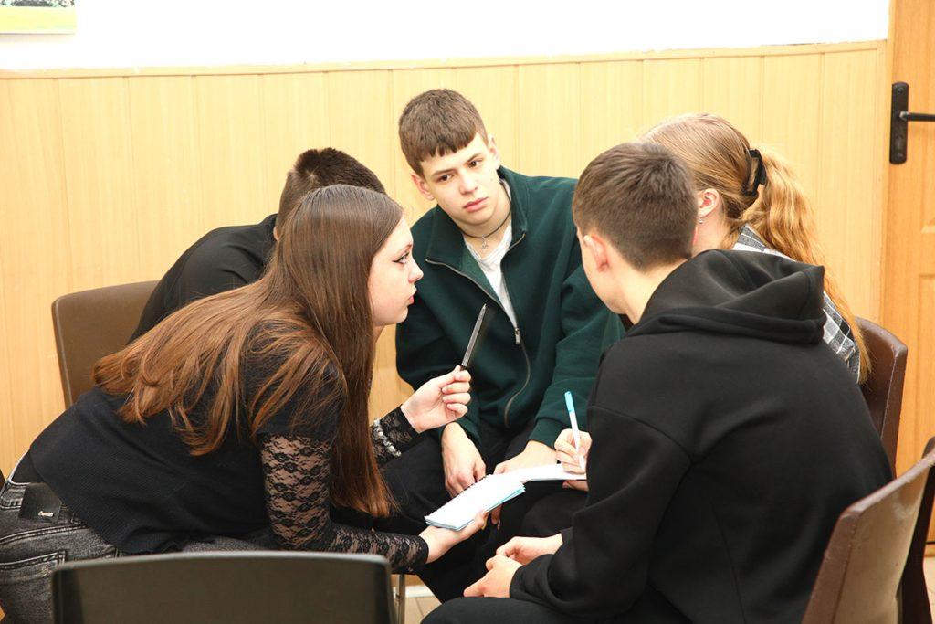 Игра «Что? Где? Когда?» выявила самых эрудированных климовчан