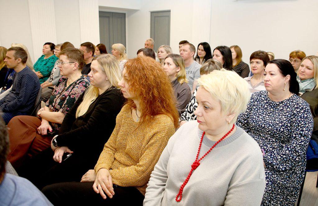 ЕДИ на Климовщине: с кем встретился глава района Виктор Пугач