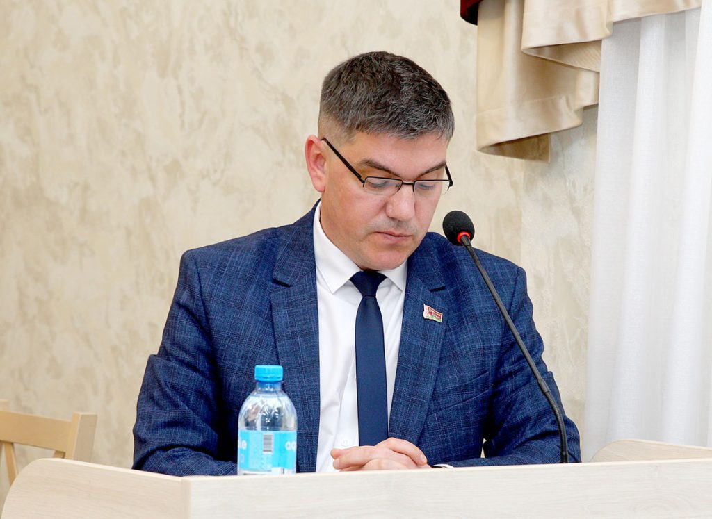 Сколько прогнозных показателей социально-экономического развития выполнено на Климовщине