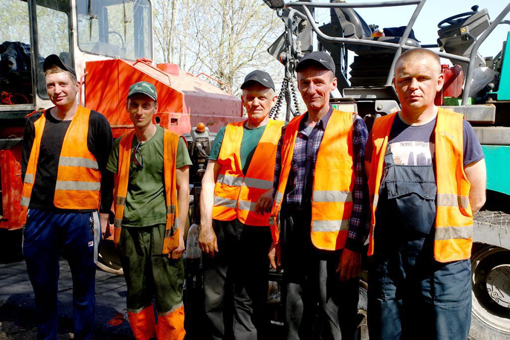 Где в Климовичском районе ремонтируют дороги