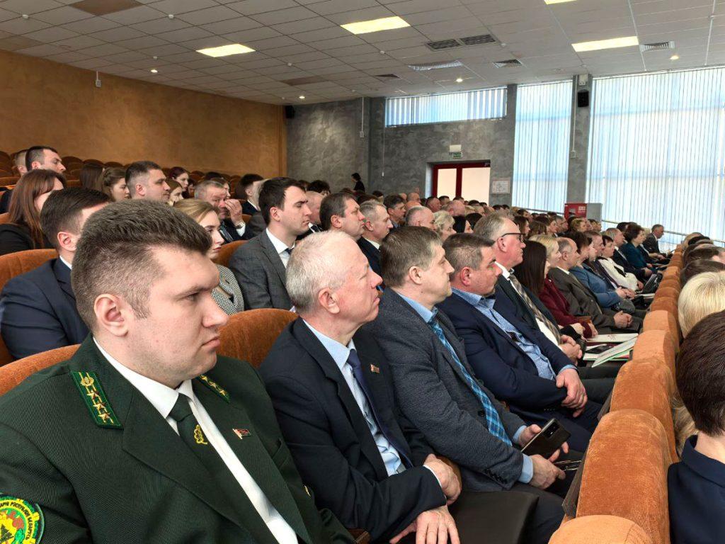 Климовчане участвуют в пленарном заседании II регионального форума в Могилеве